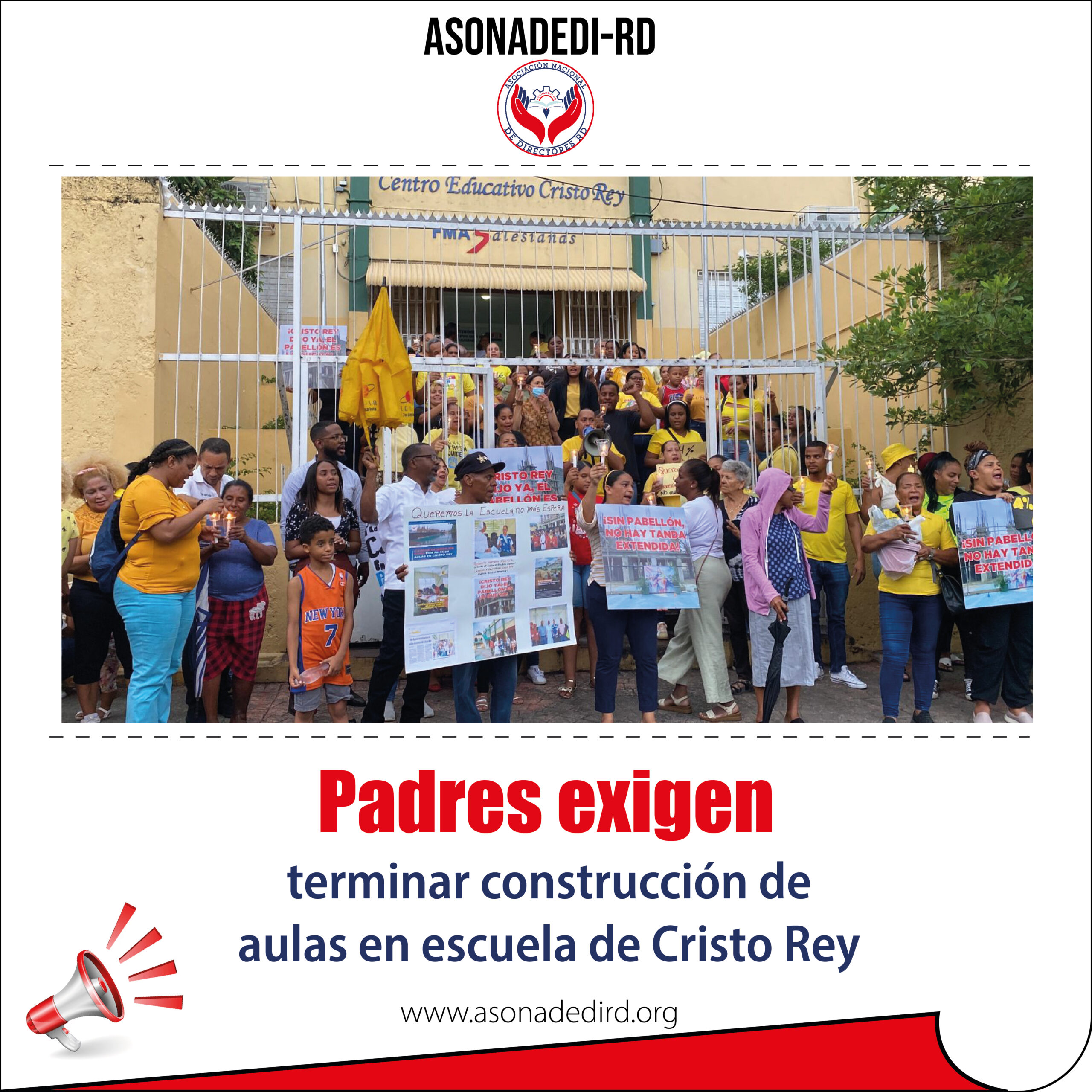 Padres exigen terminar construcción de aulas en escuela de Cristo Rey.